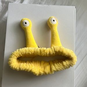 urban outfitters headband.